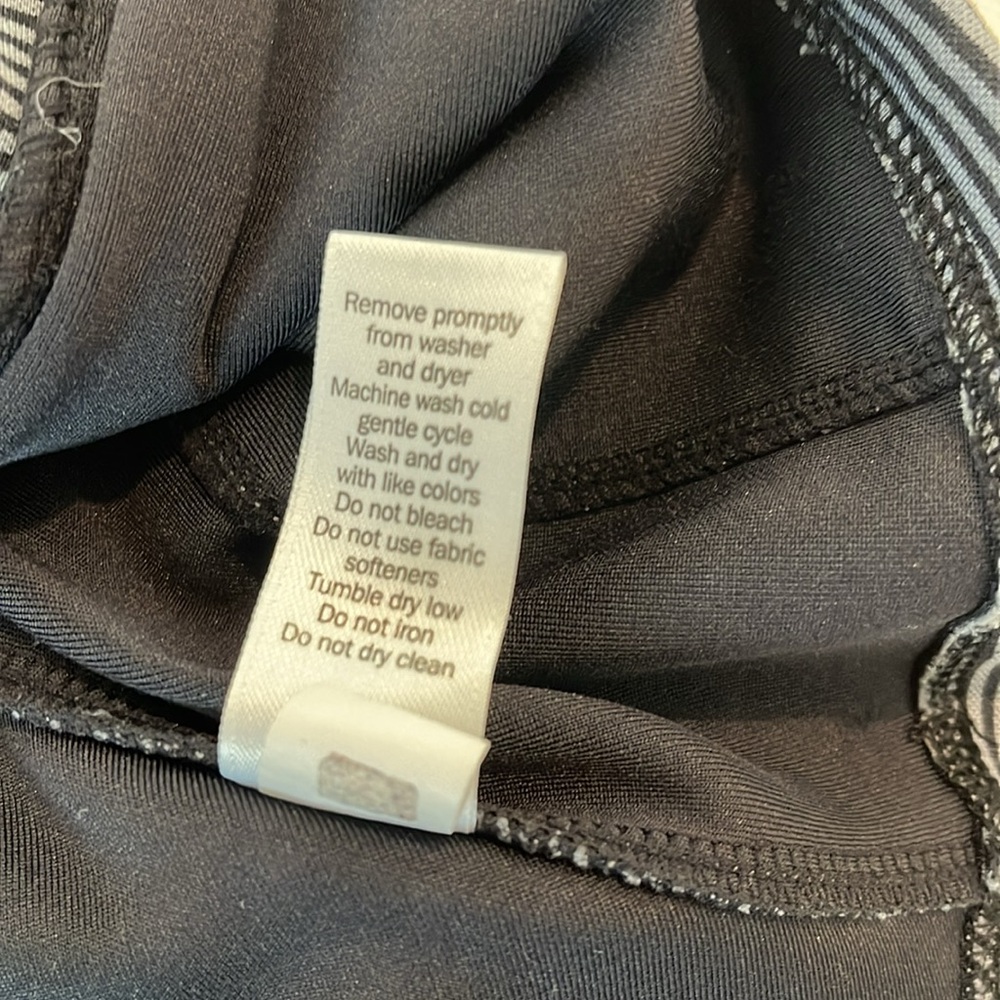 Athleta | Black/Gray Striped 3/4 Zipped Pullover Sz S - Picture 10 of 12